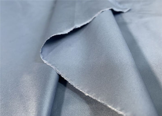 320T 50D Baumwollbeige wasserdichtes wasserabweisendes Polyester-Gewebe 100% der Gefühl-Rohseide-71GSM